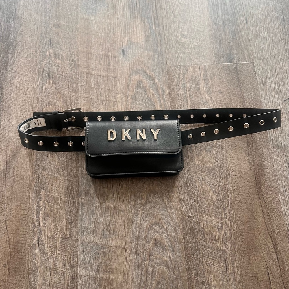 DKNY Belt Bag in Black